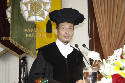 70Prof. Dr. Edy Meiyanto, M.Si., Apt